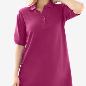 A comfortable tunic, relaxed fit and the elbow-length sleeves cover the upper